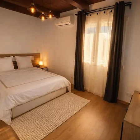 Appartement 2 Avec Piscine - *